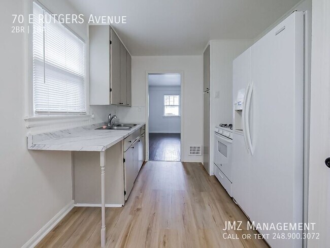 Building Photo - 70 E Rutgers Ave