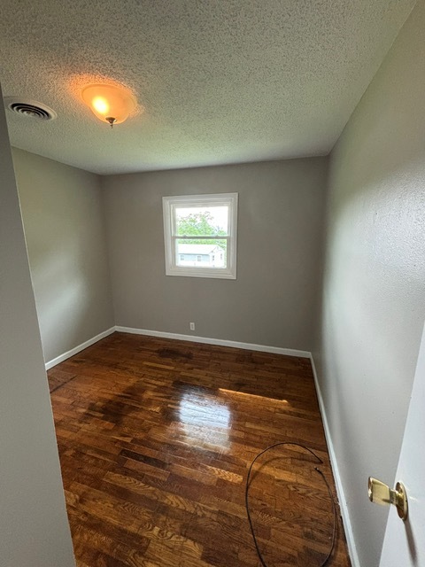 Building Photo - 100 Hixon Cir