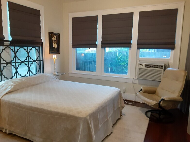 Building Photo - 4101 Dallas St