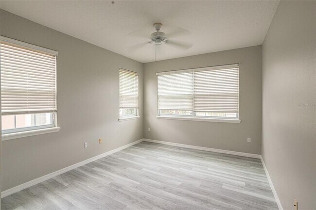 Building Photo - 10114 Willow Grove Ct