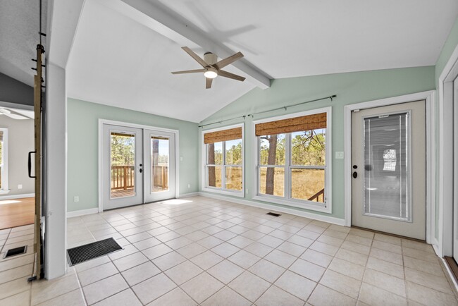 Building Photo - 1062 Conley Cir