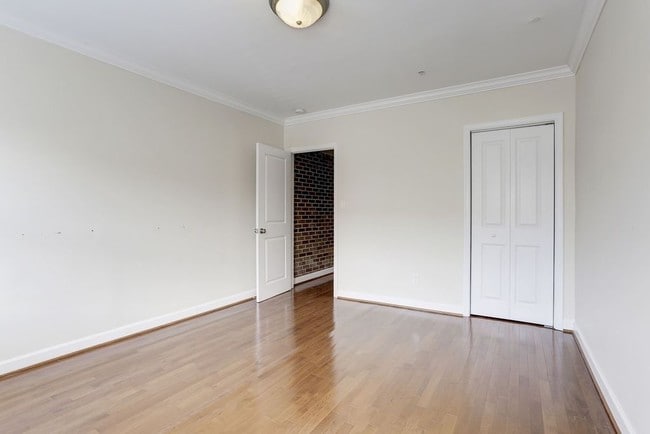 Building Photo - 1120 K St SE