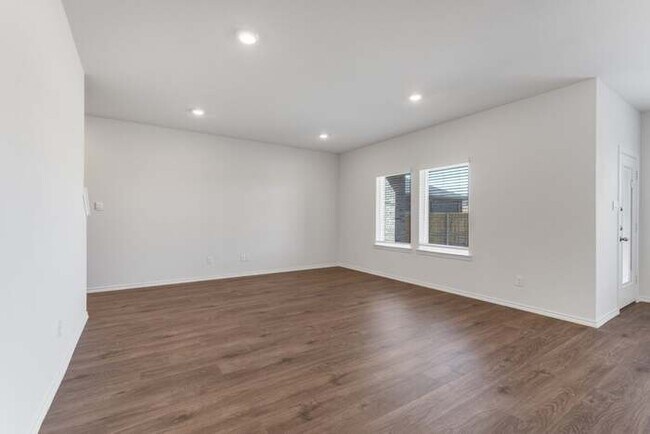 Building Photo - 1804 Teton River Dr