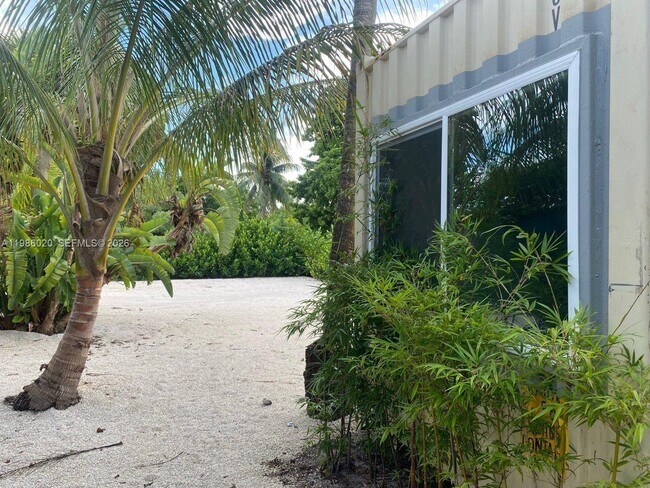 Building Photo - 58xx SW 122nd Ave