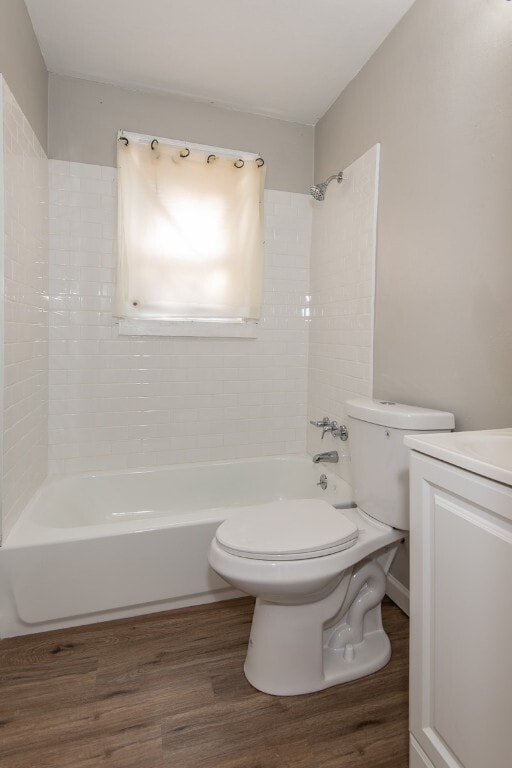 Building Photo - 320 Henquin Dr