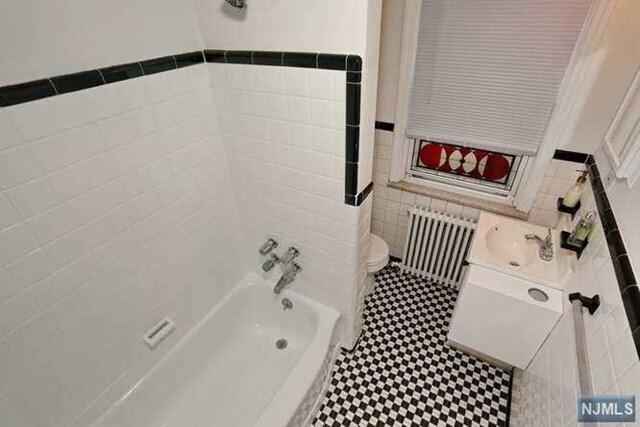 Building Photo - 14 Abbott Rd