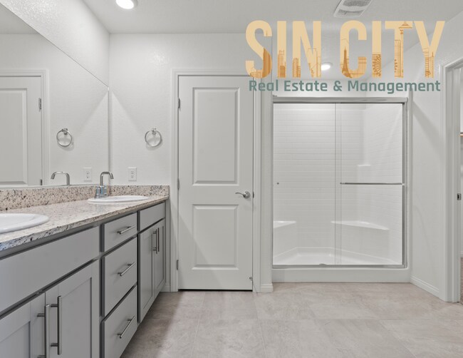 Building Photo - "Charming 4-Bed Home on Love Springs Ln: Spacious 1865 Sq Ft with 2.5 Baths in North Las Vegas!"