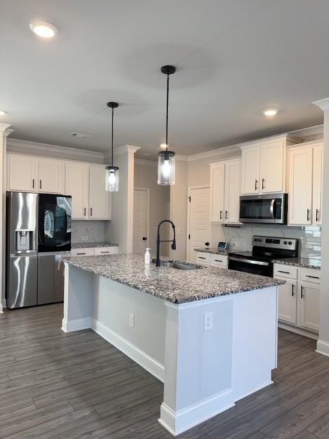 Building Photo - 4651 Cypress Pk Dr