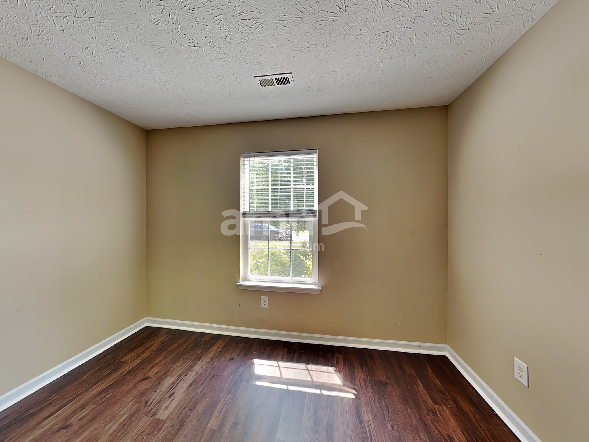 Building Photo - 5884 W Falling Waters Dr