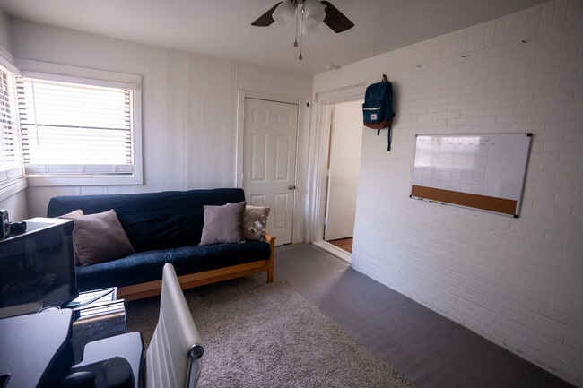 Building Photo - 1559 Parr St