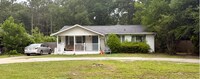 Building Photo - 4-Bedroom Near UNCW Campus