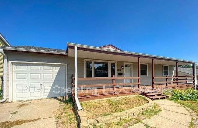 Building Photo - 14148 Orchard Ave
