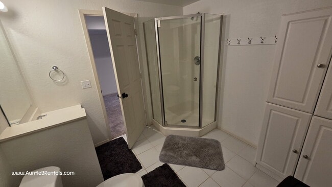 Building Photo - 3-Bedroom Upper-Level Condo in Historic Downtown Stillwater