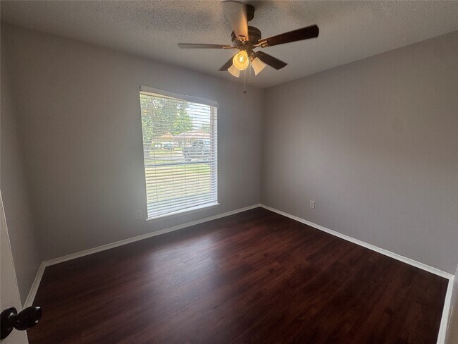 Building Photo - 19439 Cypress Bay Dr