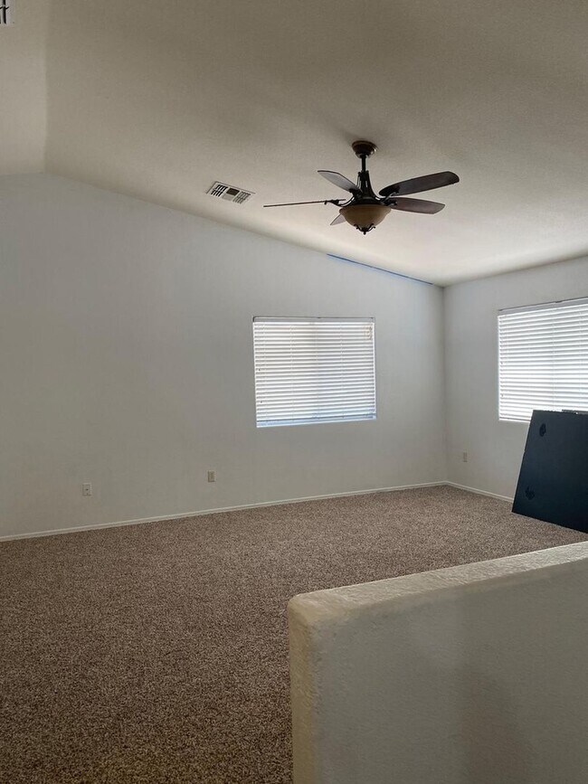 Building Photo - 7805 S Hidden Places Loop