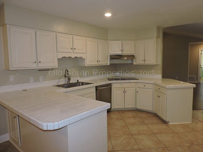 Building Photo - 5016 Challenger Way