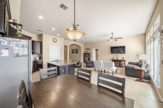 Building Photo - 17119 Kildonan Ct