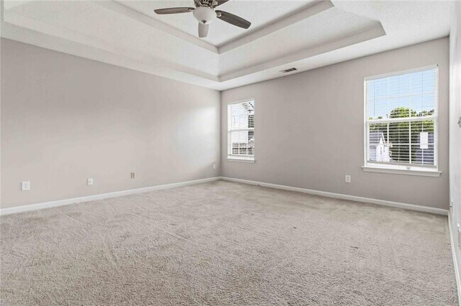 Building Photo - 2922 Knoll View Pl
