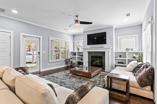 Building Photo - 2681 Oak Leaf Pl