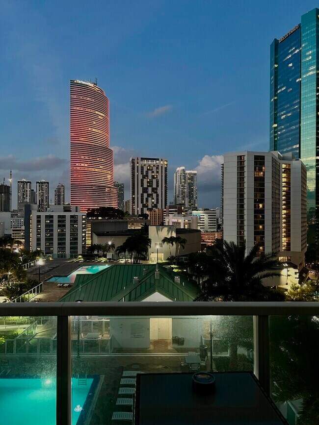 Building Photo - 41 SE 5th St