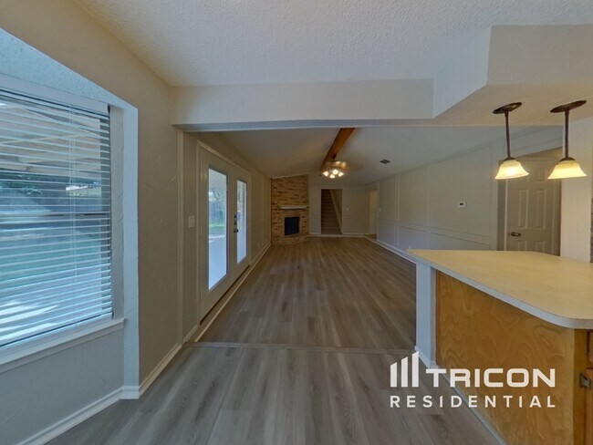 Building Photo - 8033 Berrybrook Dr
