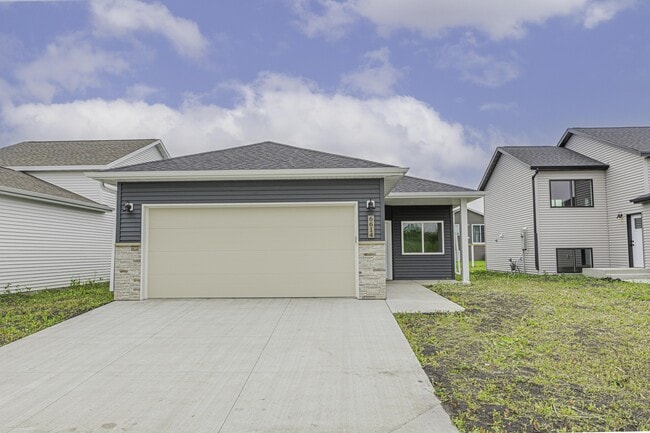 Building Photo - 6614 68th St S