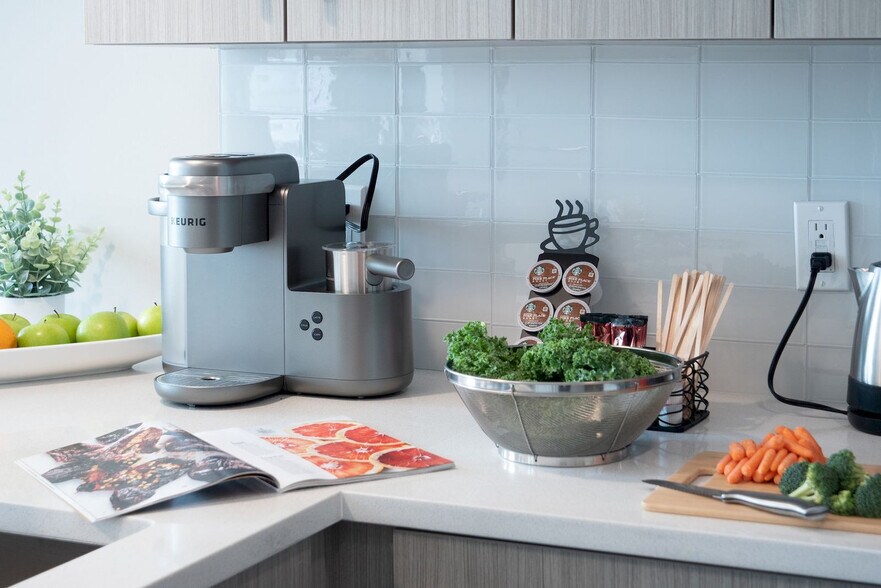 Building Photo - 22 Gold St