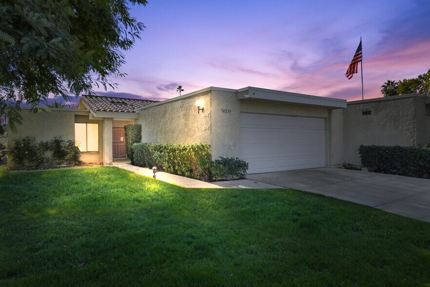 Building Photo - 74239 Santa Rosa Cir