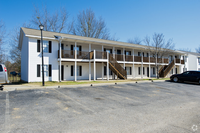 Primary Photo - Englewood Apartments