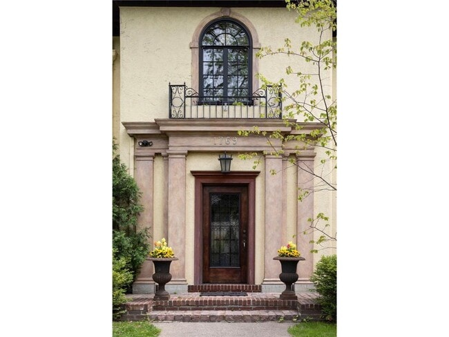 Building Photo - 1769 Dupont Ave S
