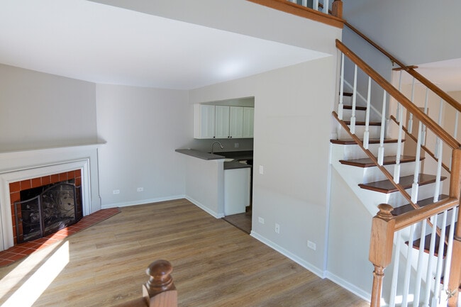 Building Photo - 1417 Queensgreen Cir