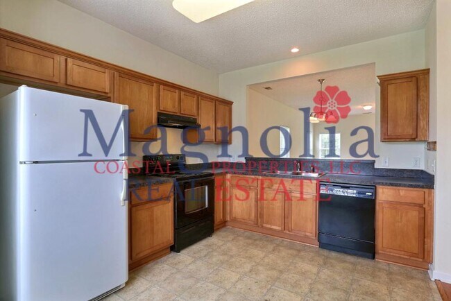 Building Photo - 3 Bedroom 2 Bathroom Live Oak - Richmond Hill