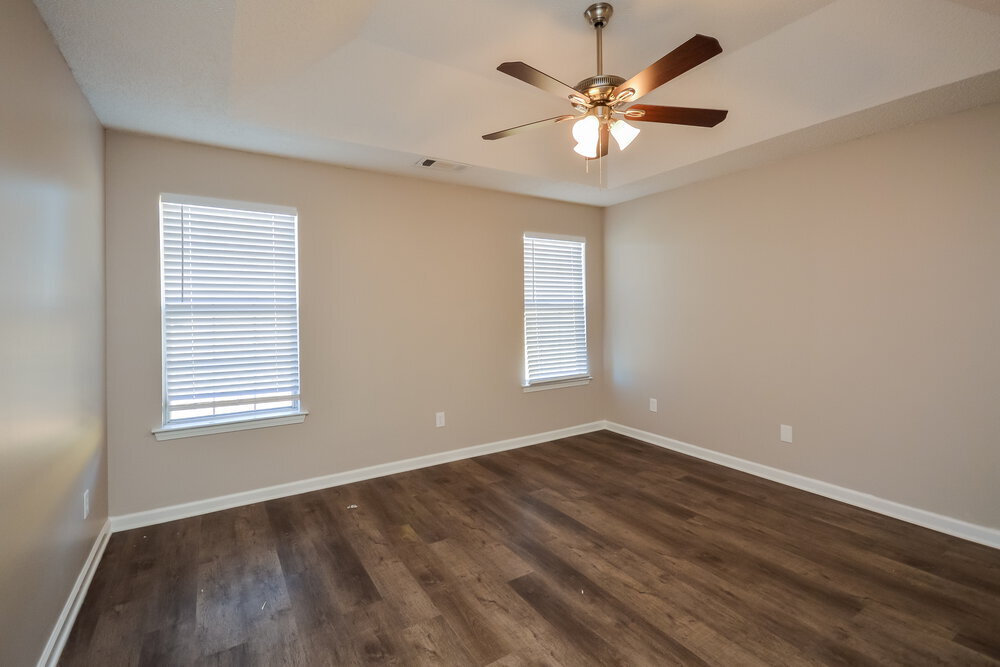 Building Photo - 608 Fieldcrest Dr