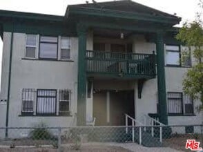 Building Photo - 3119 Van Buren Pl