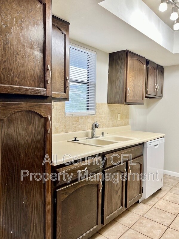 Building Photo - 4371 Aqua Vista Dr