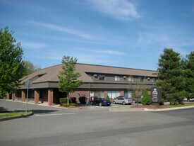 Building Photo - 96 Danbury Rd