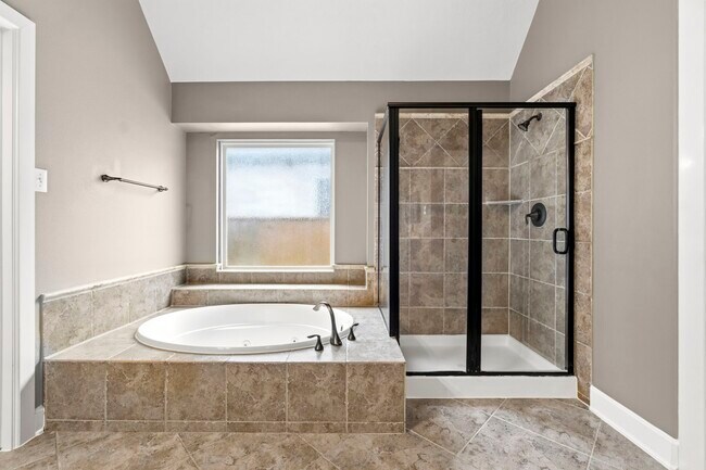 Building Photo - 27 N Arrow Canyon Cir