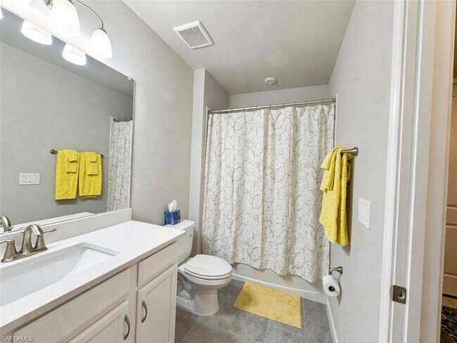 Building Photo - 4660 Arboretum Cir