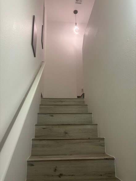 Building Photo - 7331 Carrot Ridge St