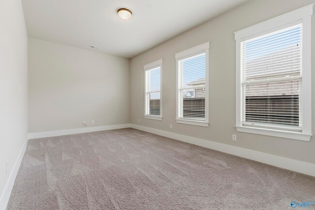 Building Photo - 109 Peach Farm Cir