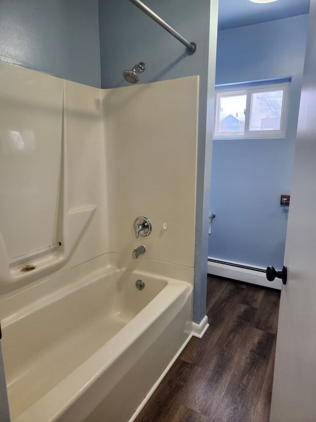 Building Photo - 2015 12th Ave