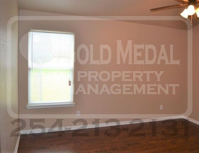 Building Photo - 1110 Grace Point Dr