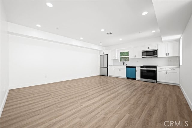 Building Photo - 6704 Kester Ave