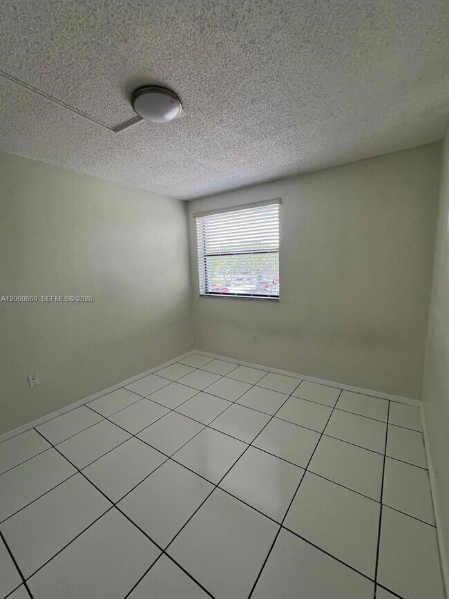 Building Photo - 10241 NW 9th St Cir