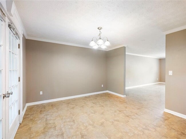 Building Photo - 115 Biscayne Dr NW