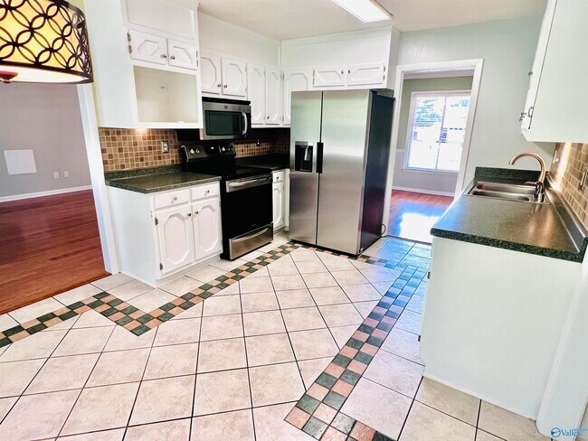 Building Photo - 116 Bibb Dr