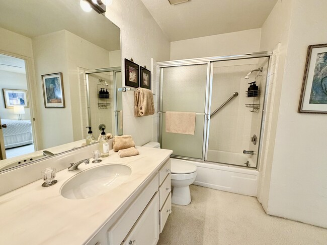 Building Photo - 347 Villena Way