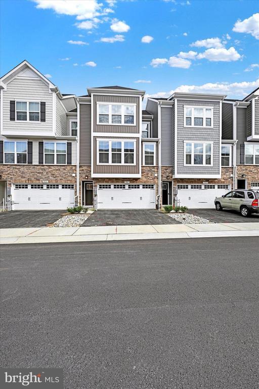 Building Photo - 7907 Olive Branch Ln