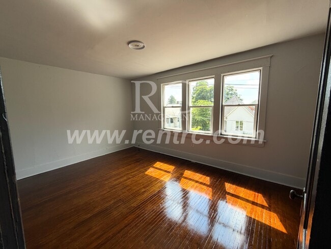 Building Photo - 503 FRANKLIN-
