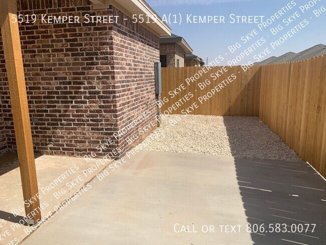 Building Photo - 5519 Kemper St
